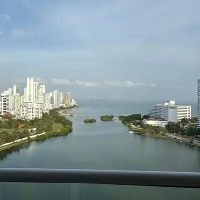 Vista soñada cerca al mar y centro histórico
