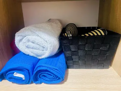 a box with towels and a basket of towels at Business Stay More30Days Fast WiFi Premium Comfort in Cartagena de Indias
