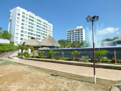 a street light in front of a building at Costa Azul Suites 1002 in Santa Marta