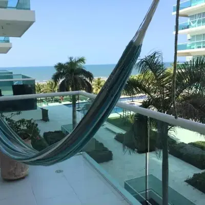 Cartagena primera línea de playa azul frente al mar
