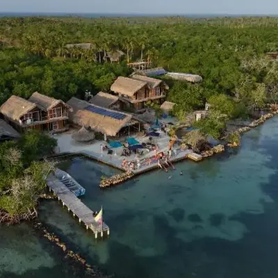Santa Lova Eco-hostel Isla Tintipan