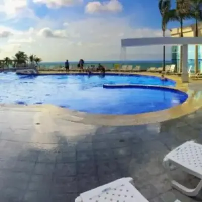 Apartamento con Piscina para Vacacionar en Bocagrande Cartagena
