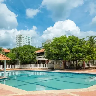 Hermosa Cabana con Piscina 3 Habitaciones MC21