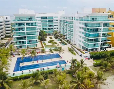 an aerial view of a resort with a pool and buildings at apartamento 1 alcoba morros 922 rnt 132107 in Cartagena de Indias