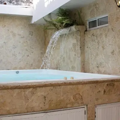 Casa Moneda 1 5BR amazing house picusi AC old city