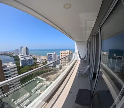 a balcony of a building with a view of the ocean at Apartamento Cartagena 180, vista espectacular in Cartagena de Indias