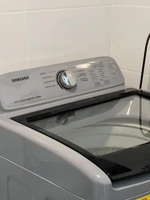 a close up of a toaster oven with a knob at Cartagena 3 habitaciones 9 personas cerca a la playa Wifi y Parqueadero in Cartagena de Indias